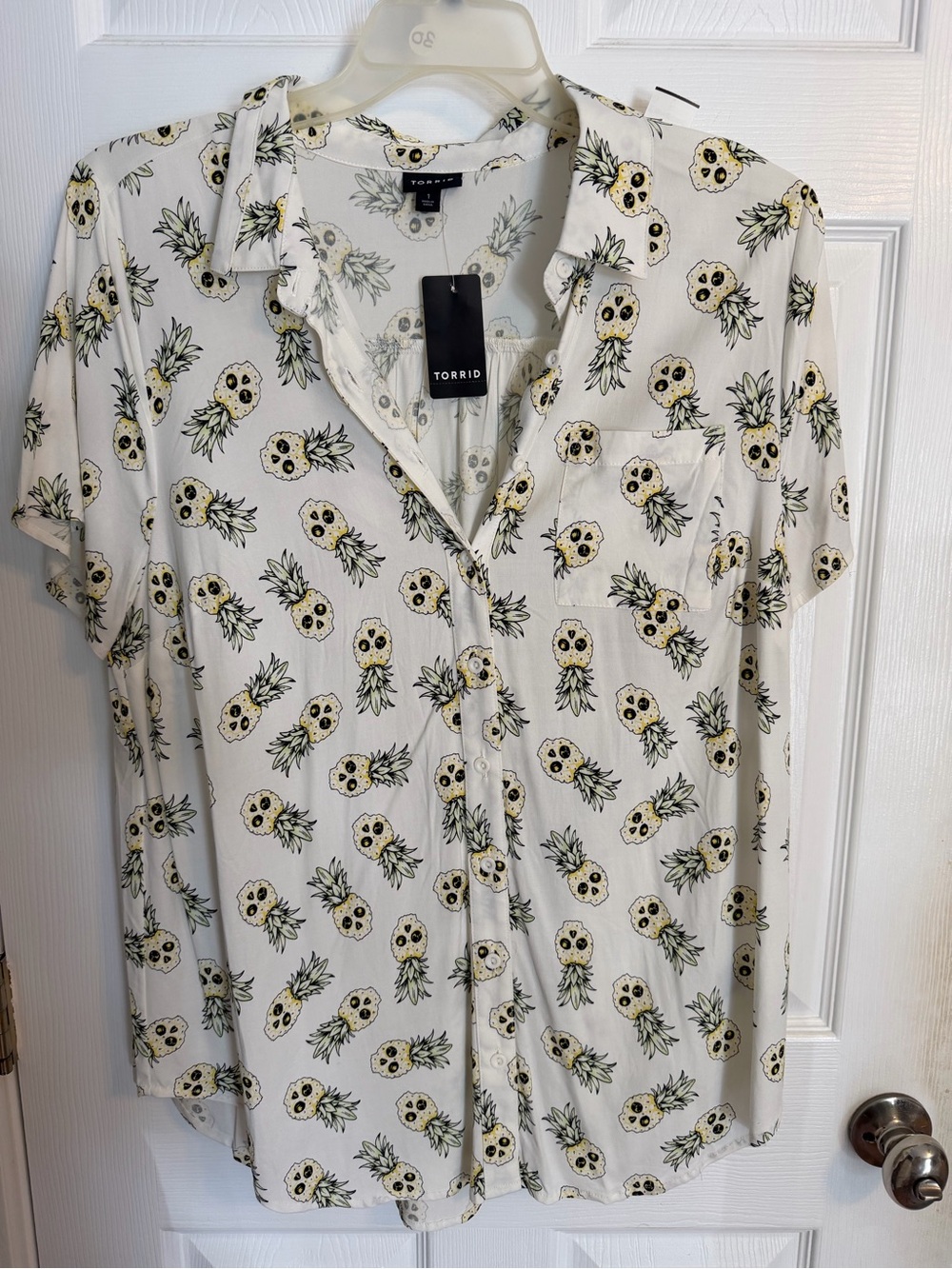 Torrid Tropical Tiki Pineapple Skull Button Up